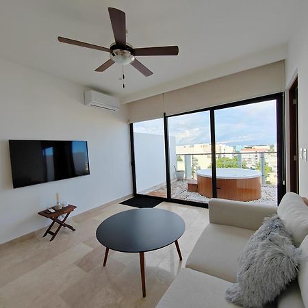 New & Equipped Apartment Steps From The Beach With Pool Jacuzzi By Yeah Плая-дель-Кармен Экстерьер фото