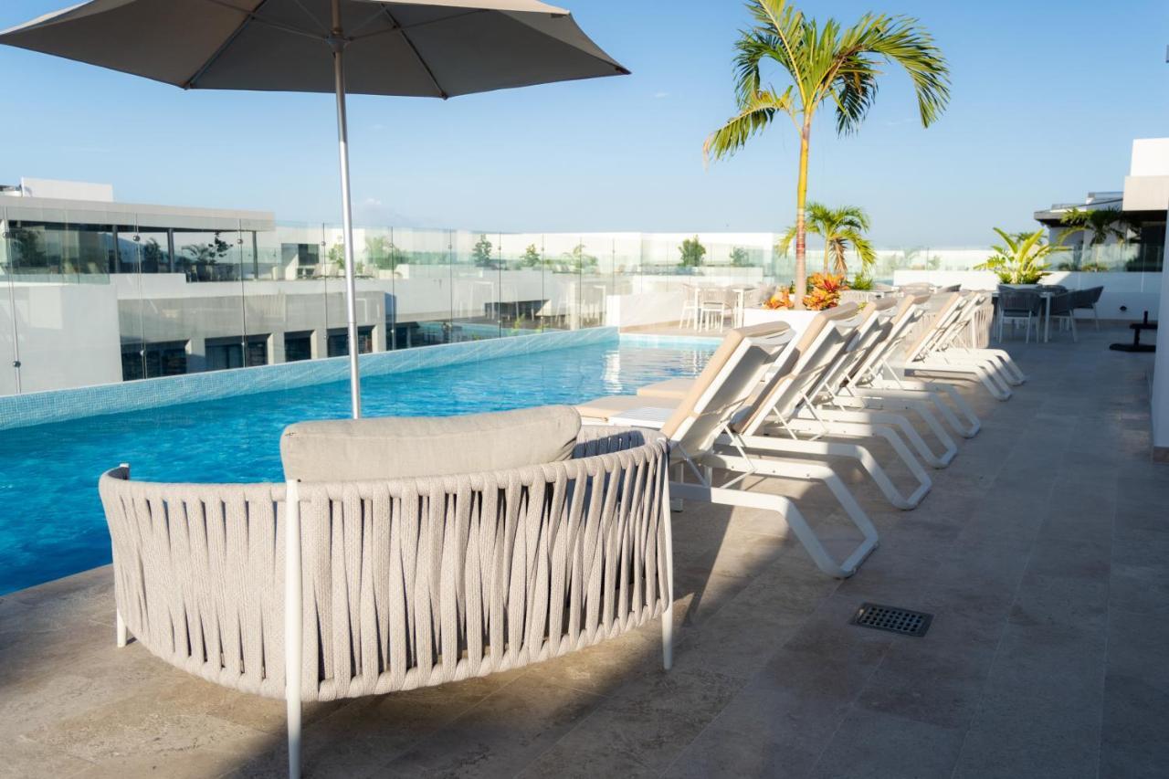 New & Equipped Apartment Steps From The Beach With Pool Jacuzzi By Yeah Плая-дель-Кармен Экстерьер фото